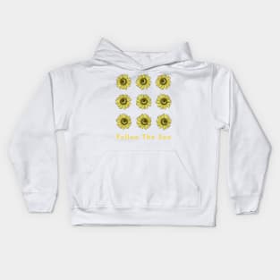 Sunflowers in square Follow the sun Kids Hoodie